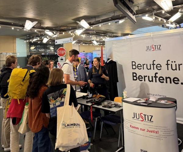 career competence 2 Cindy Hoi