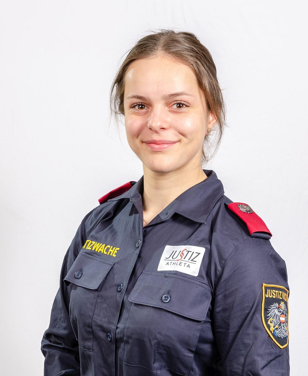 Leonie Zegg Leonie Zegg