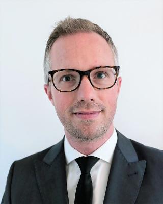 Dr. Peter W. EGGER, LL.M. Dr. Peter W. EGGER, LL.M.
